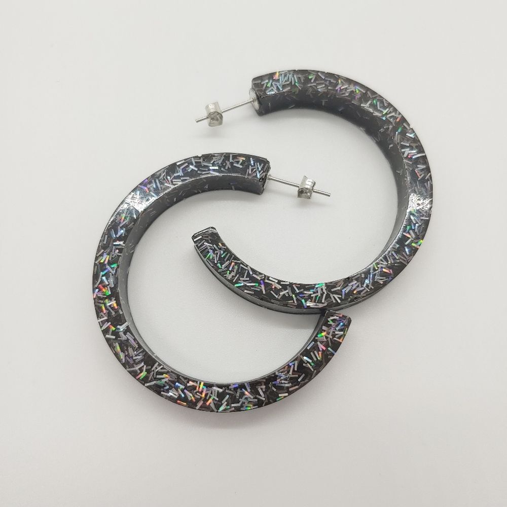 Earrings Black w/ Silver Glitter Hoop Studs